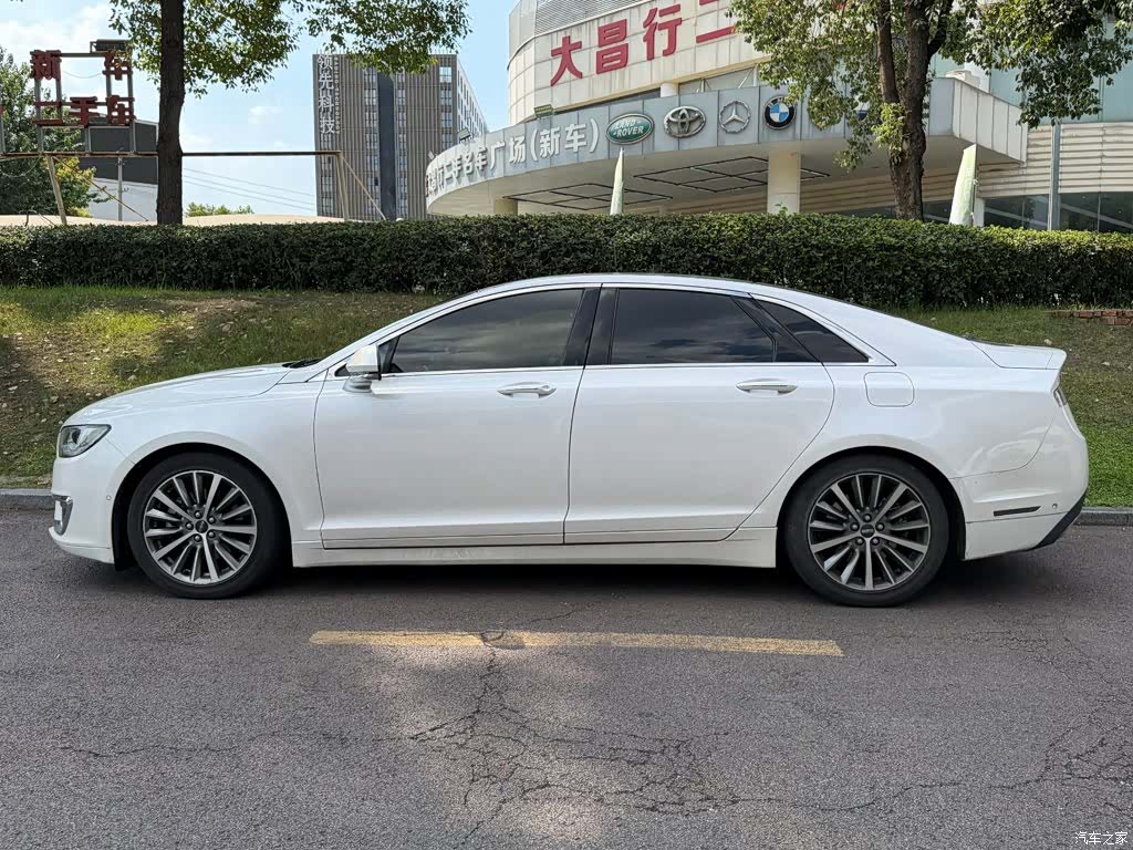 Lincoln MKZ, 2016 3