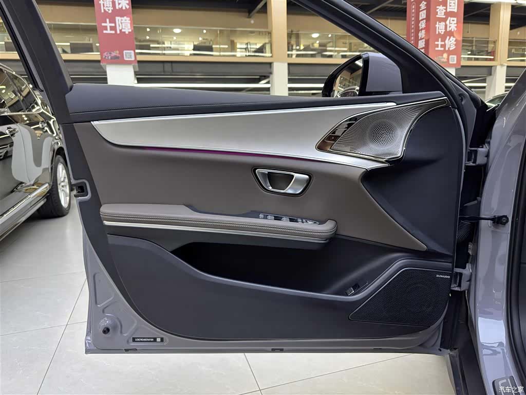 BYD Han, 2025 14