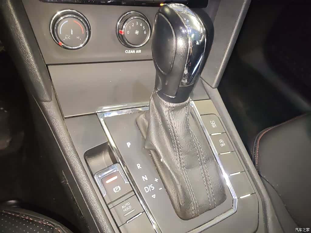 Volkswagen Lamando, 2018 14