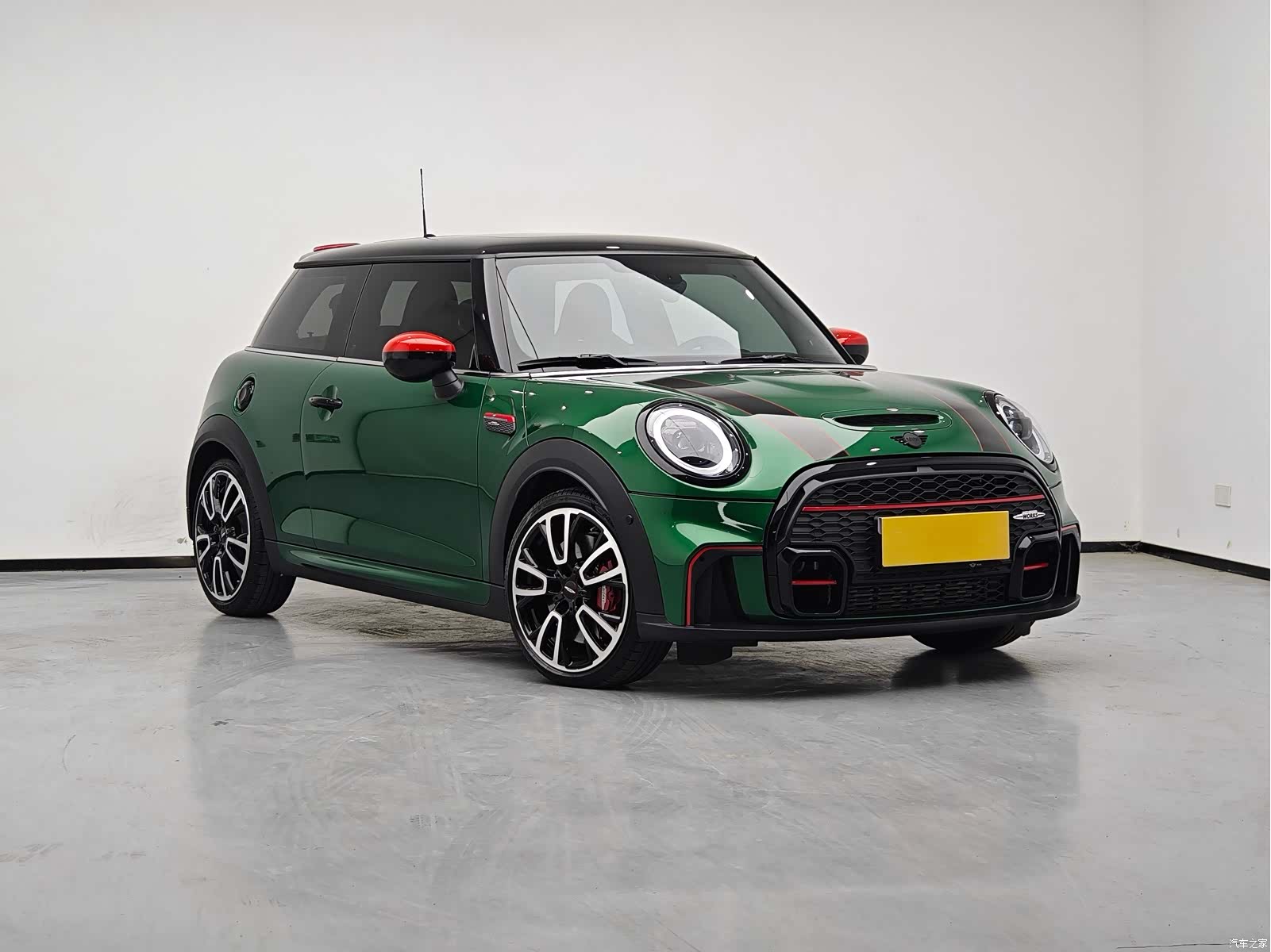Mini Cooper, 2023 все фото