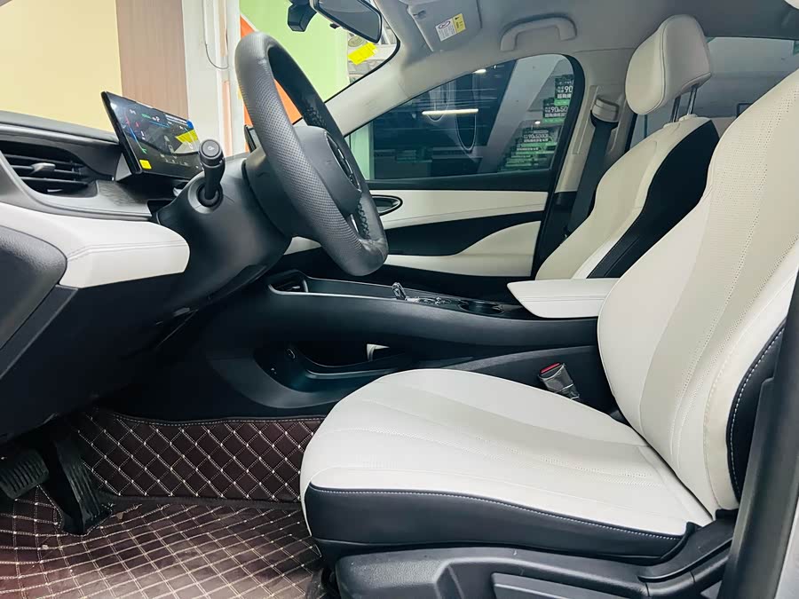 BYD Hai Bao 05 DM-i 2025, фото 7