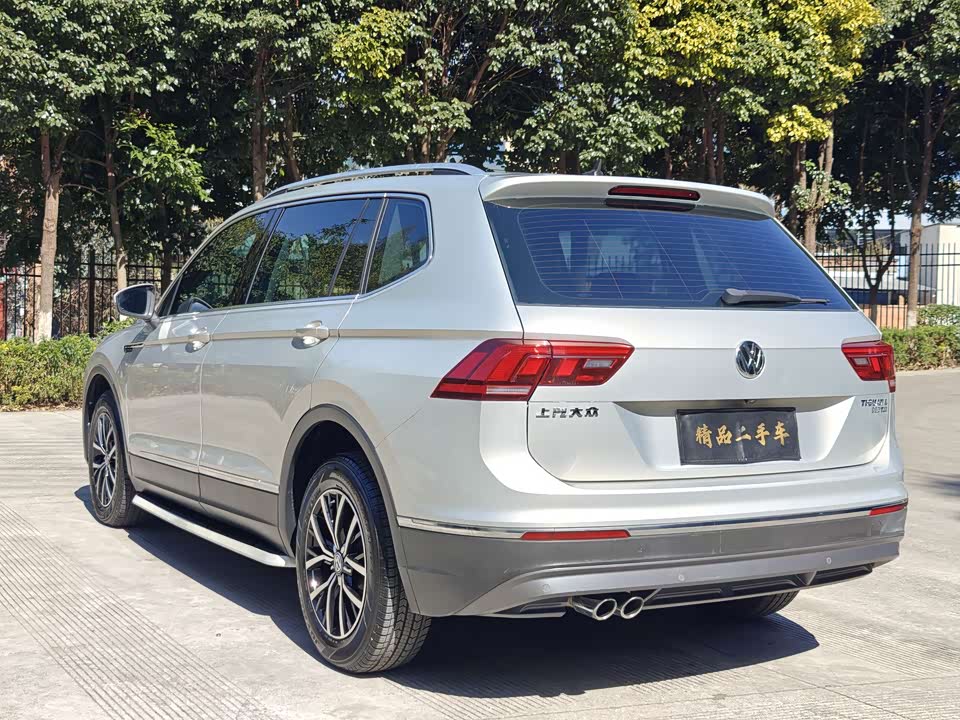 Volkswagen Tiguan L