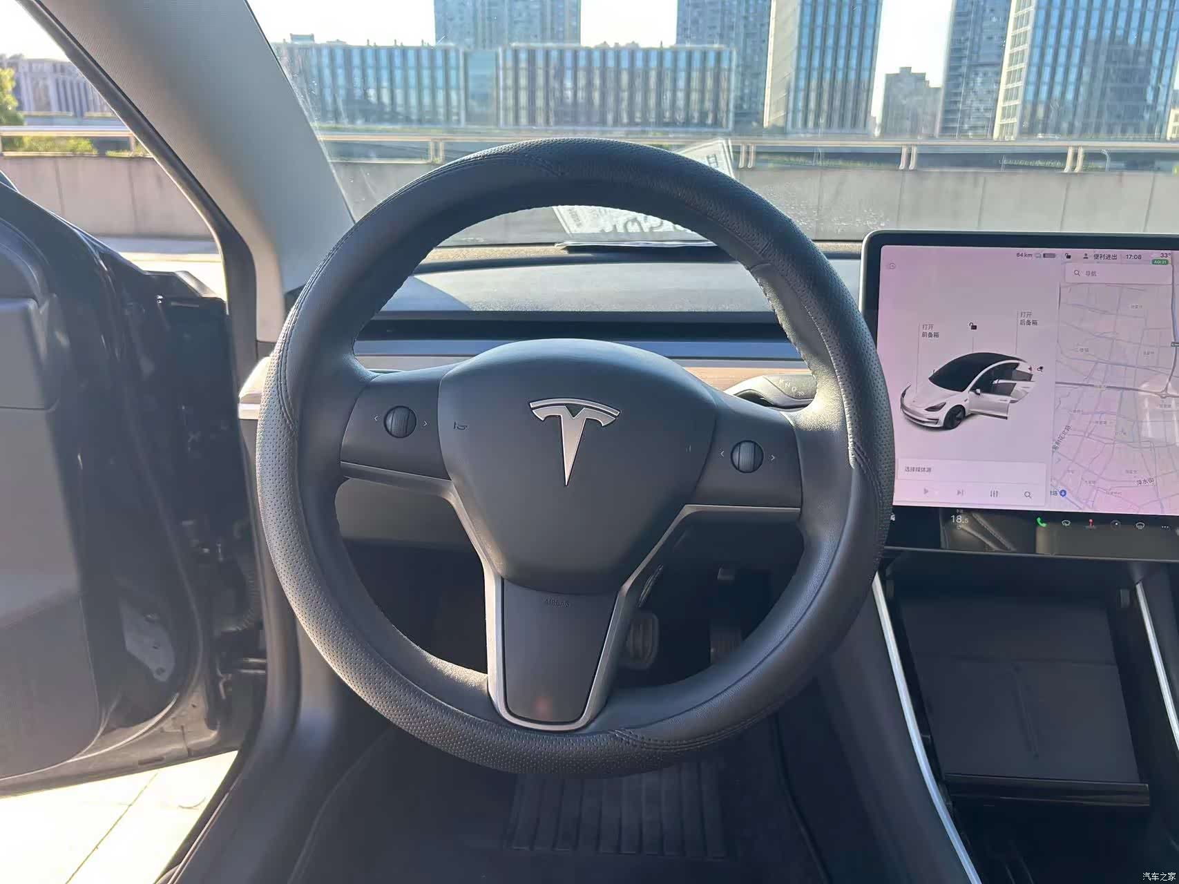 Tesla Model 3, 2020 13