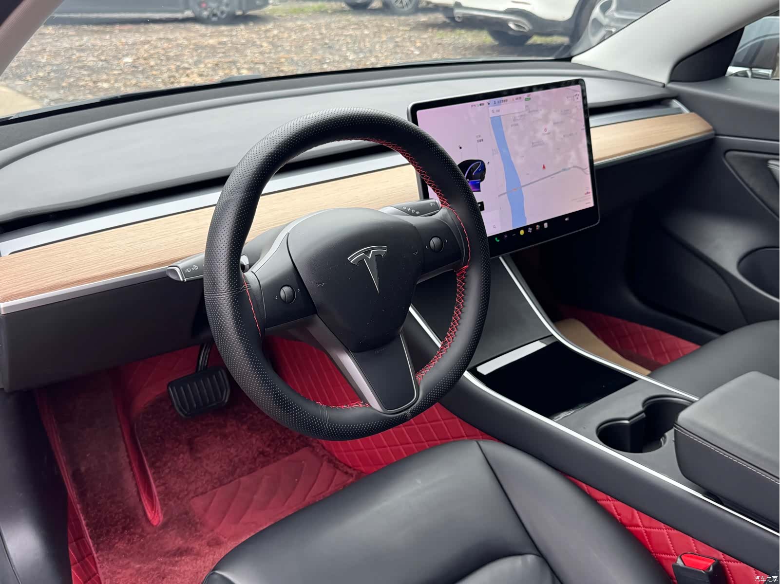 Tesla Model 3, 2020 4