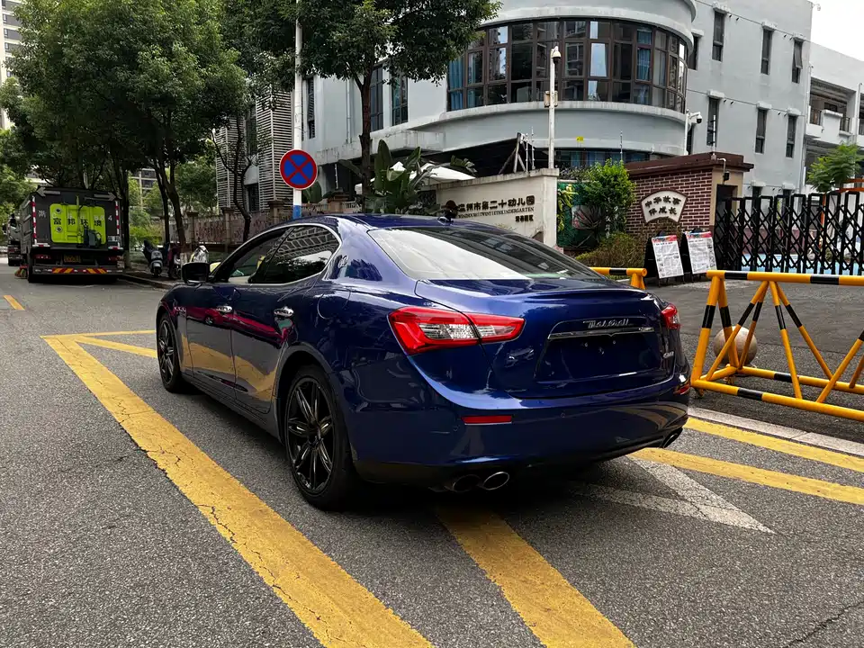 Maserati Ghibli
