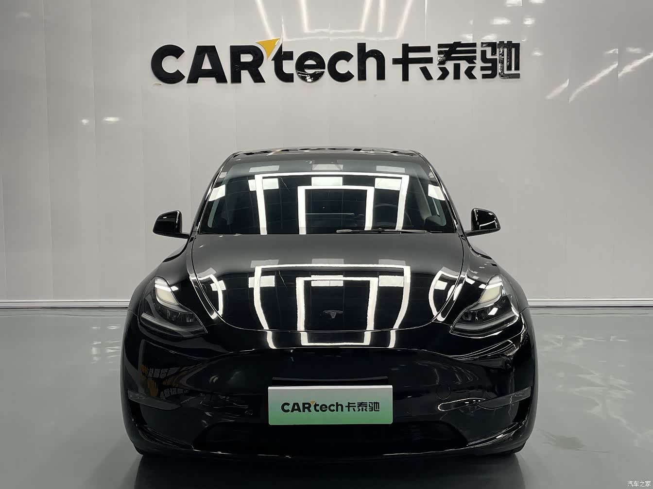 Tesla Model Y, 2023 2
