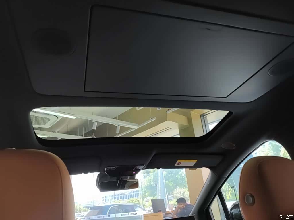 Li Auto i8, 2025 18