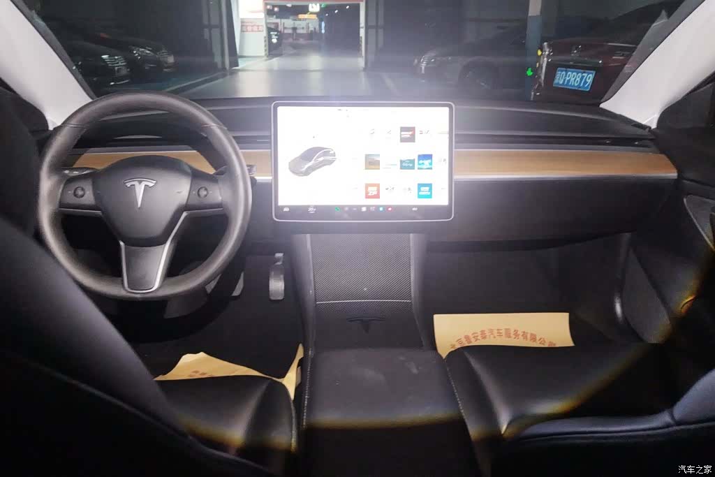 Tesla Model 3, 2020 12