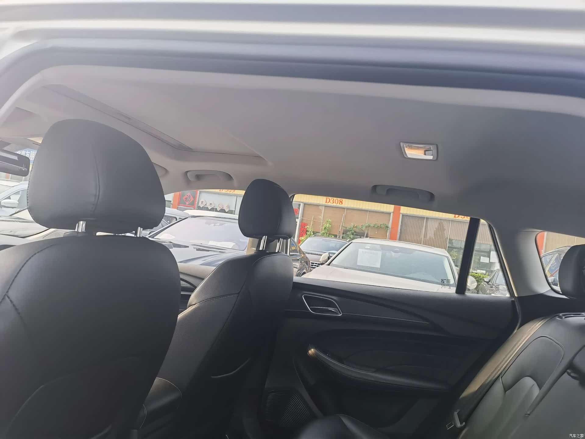 Roewe Ei5, 2018 18