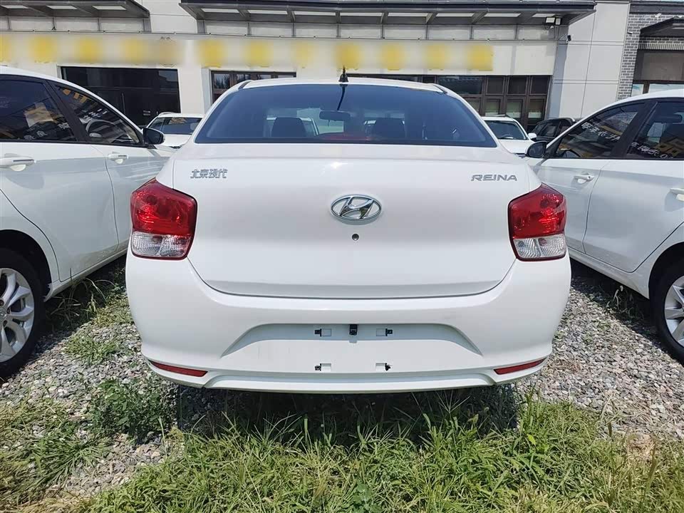 Hyundai Rena