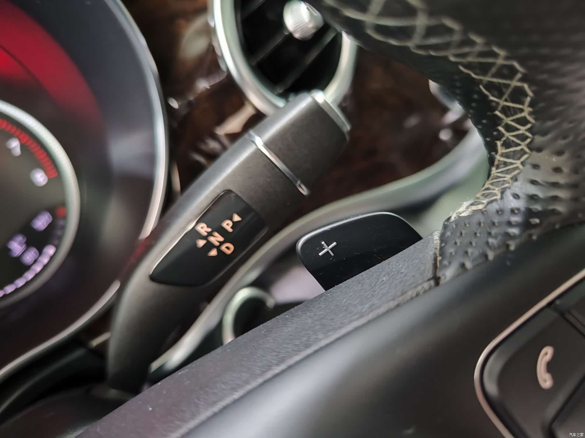 Mercedes-Benz V-Class, 2019 15