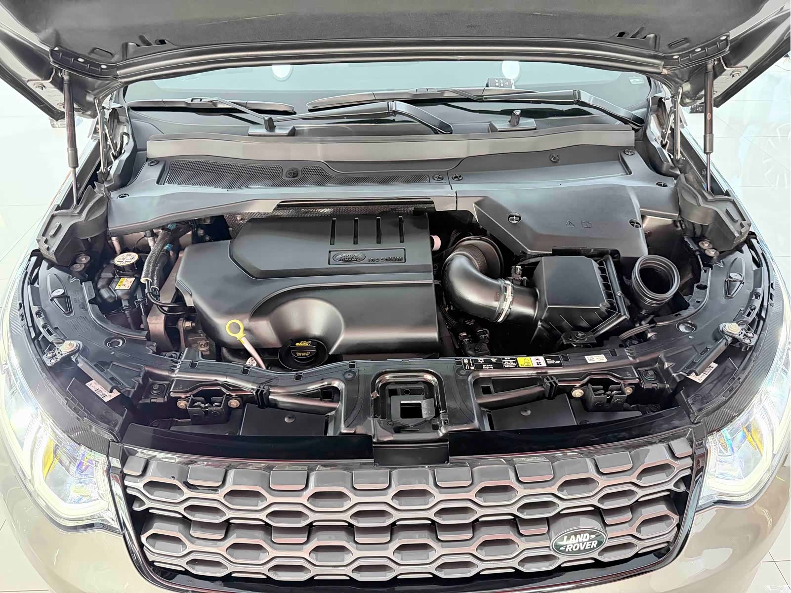 Land Rover Discovery, 2022 6
