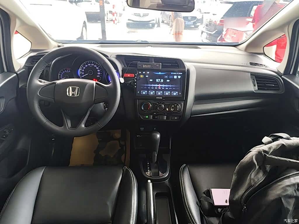 Honda Fit, 2016 10