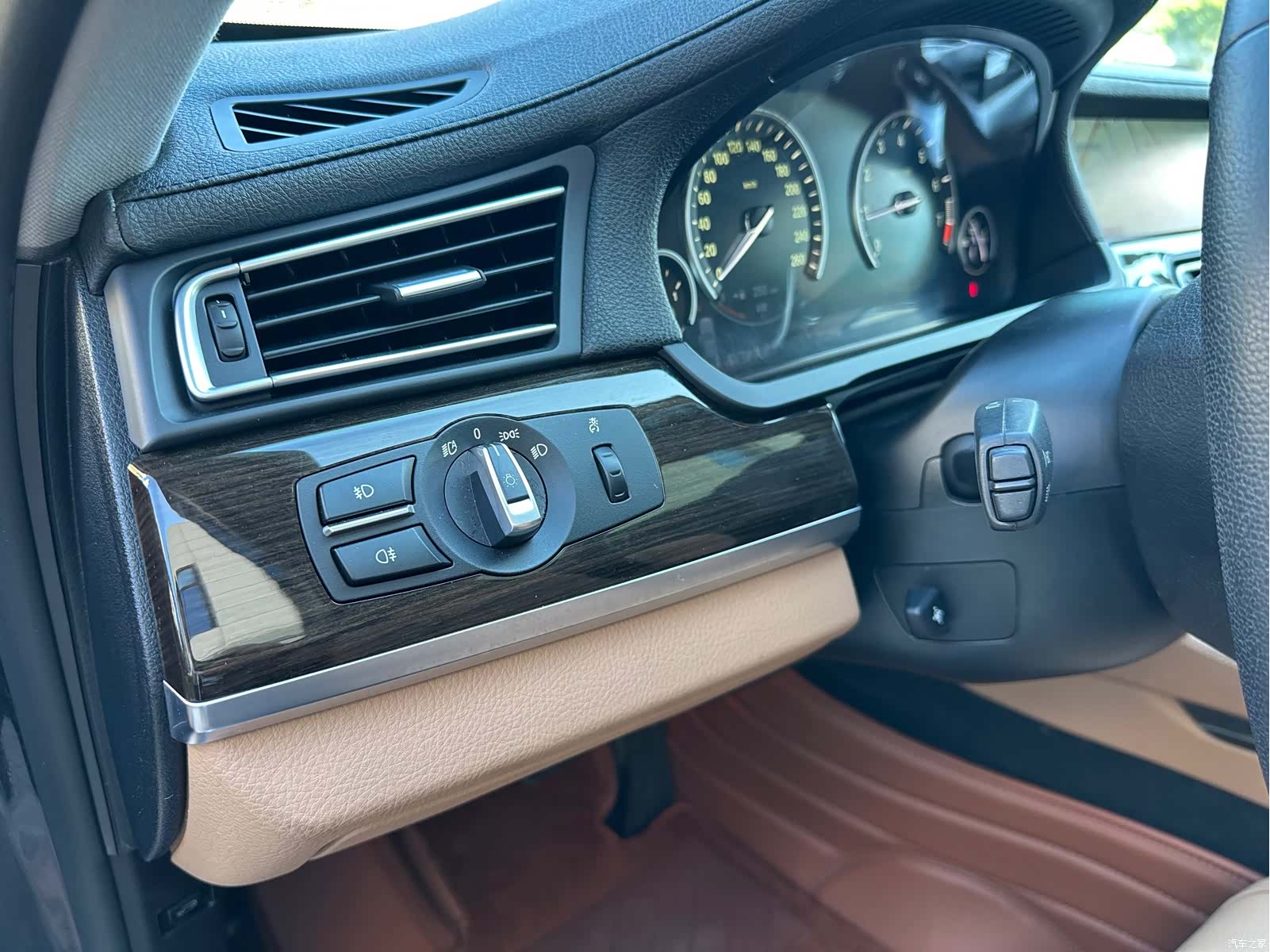 BMW 7 Series, 2012 44