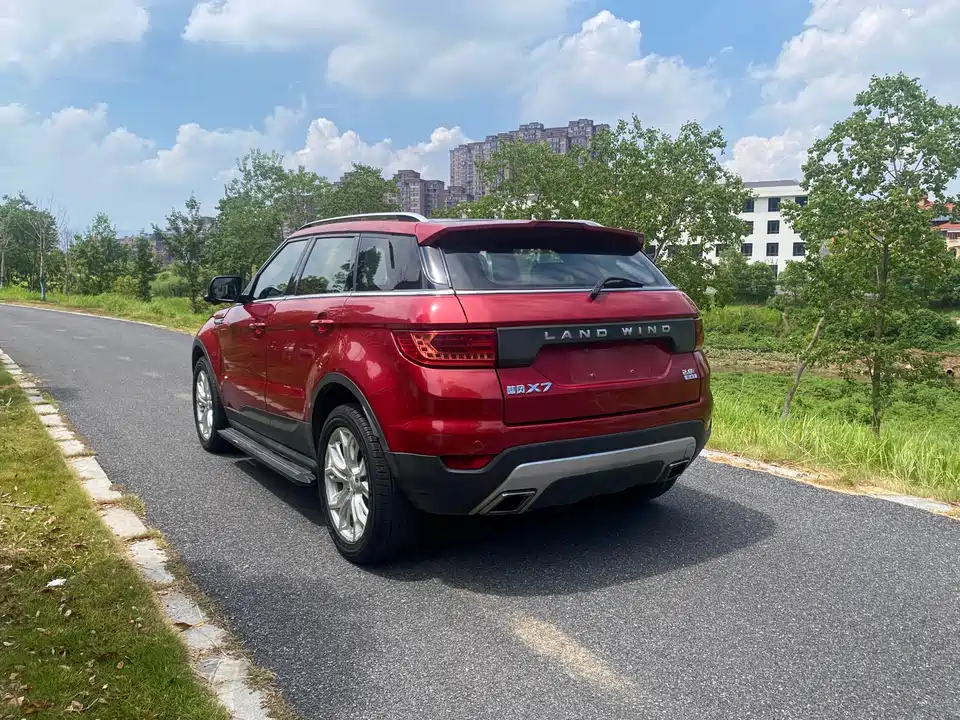 Landwind X7