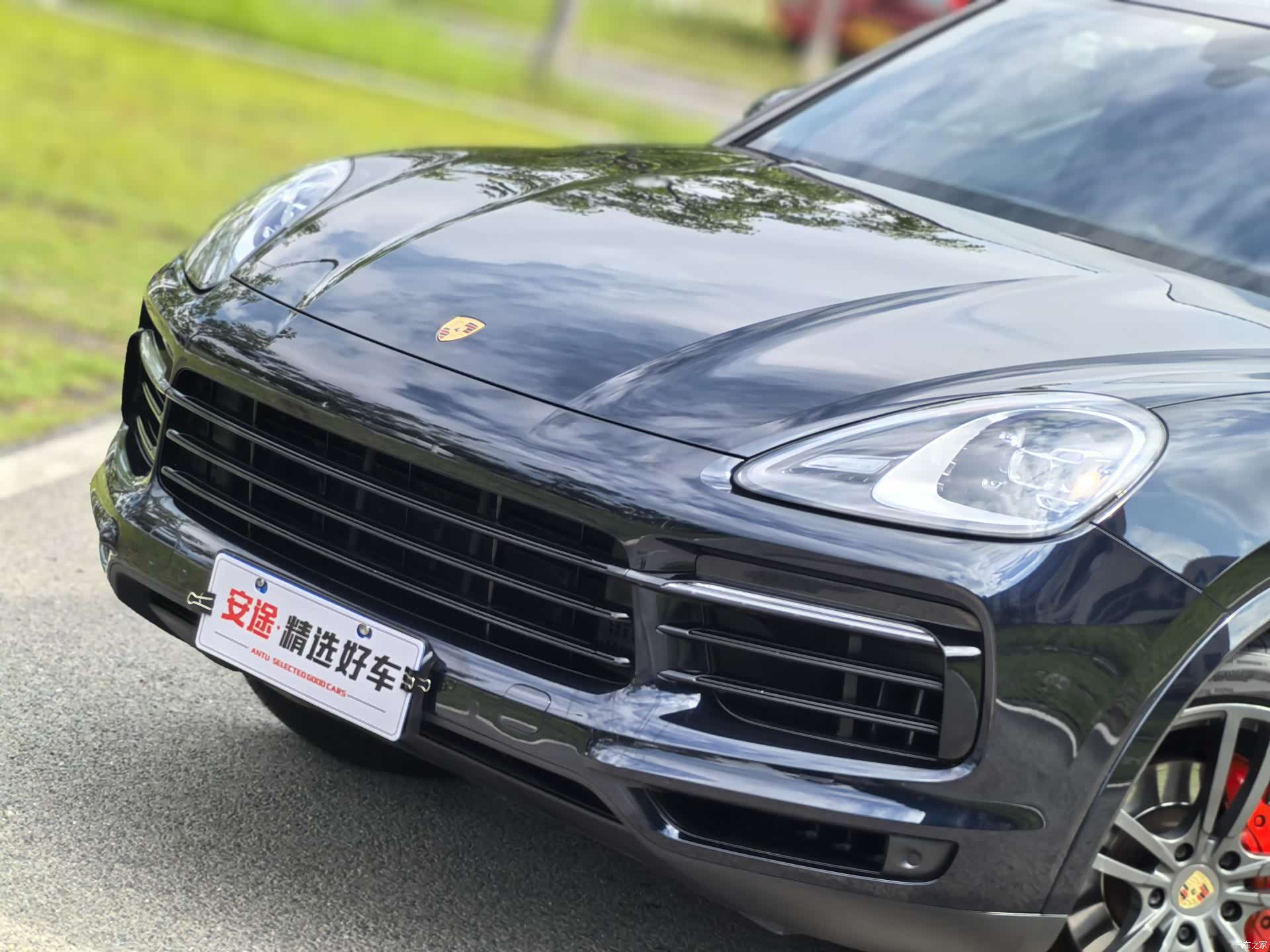 Porsche Cayenne, 2018 все фото