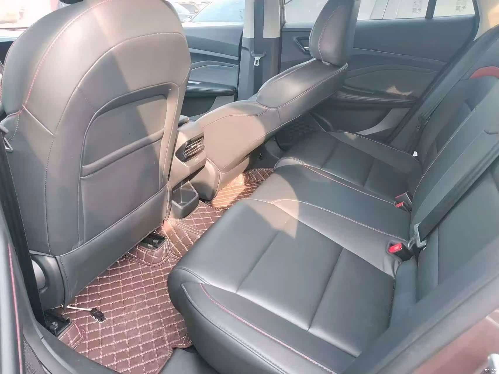 MG MG5, 2022 все фото