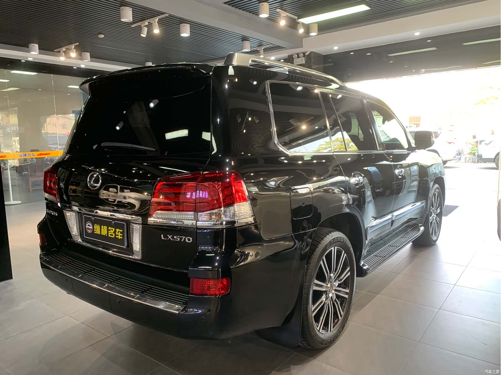 Lexus LX, 2013 6