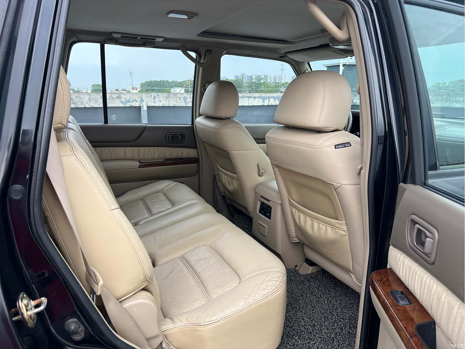 Nissan Patrol, 2004 13