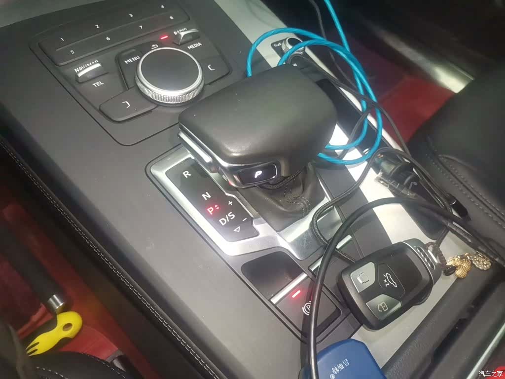 Audi Q5L, 2021 10