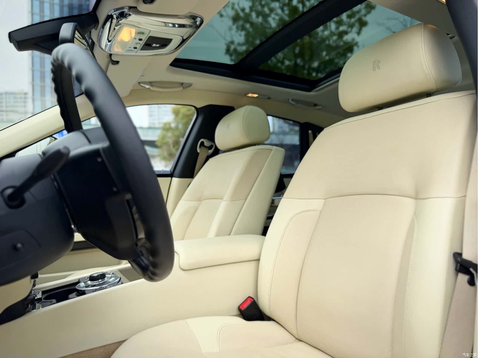 Rolls-Royce Ghost, 2011 12