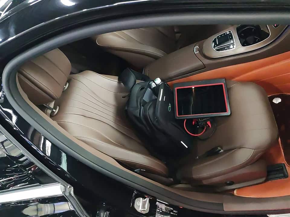 Mercedes-Benz E-class Mercedes-Benz E-class