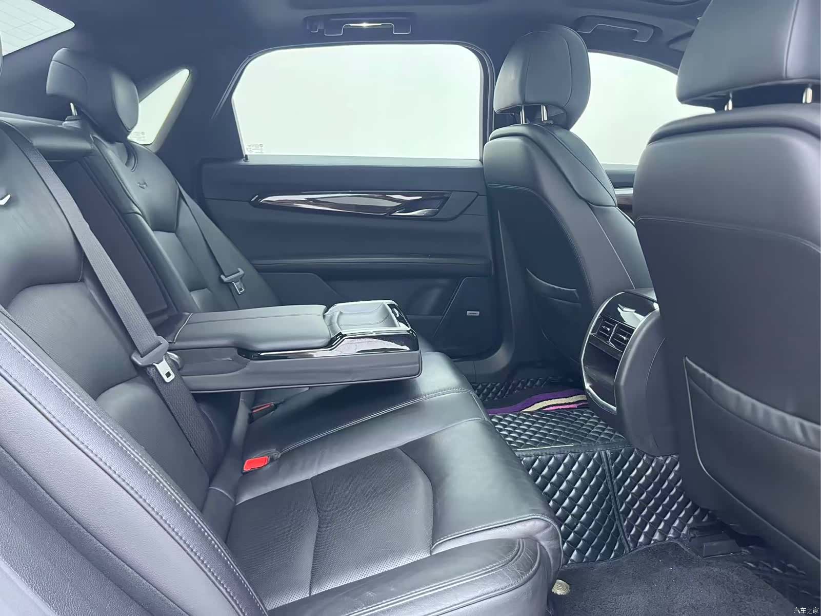 Cadillac CT6, 2021 7