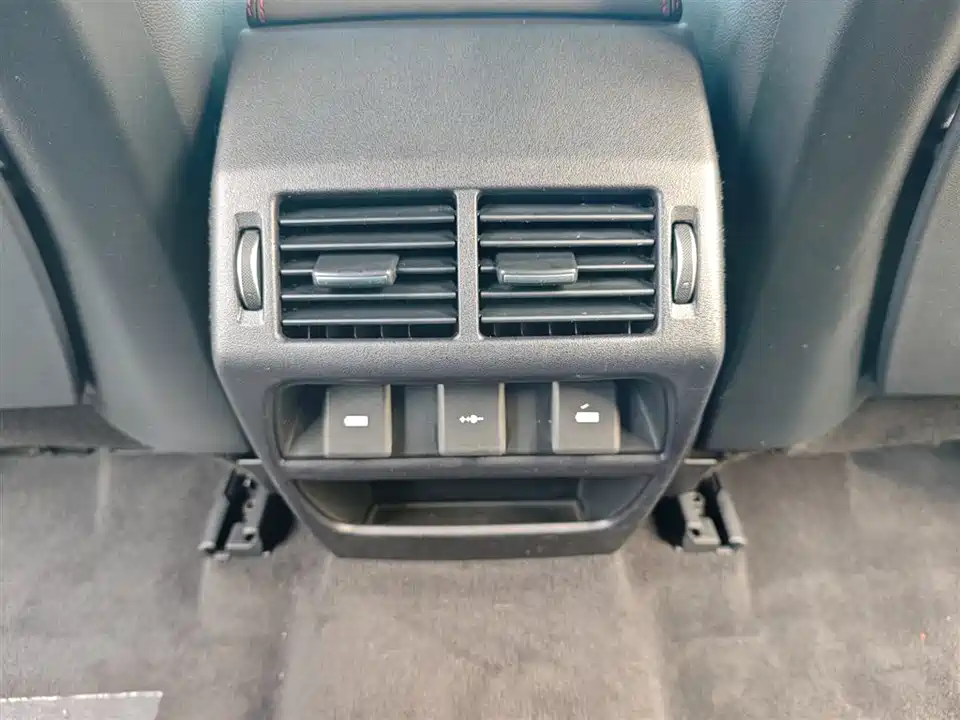 Land Rover Discover sports