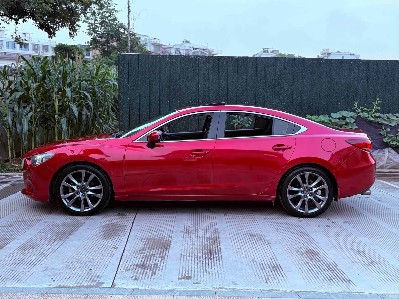 Mazda Atenza, 2015 11