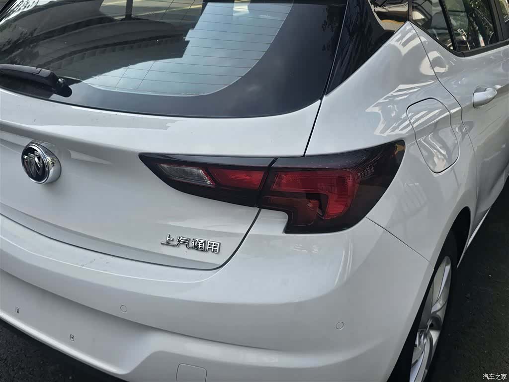 Buick Verano, 2017 8