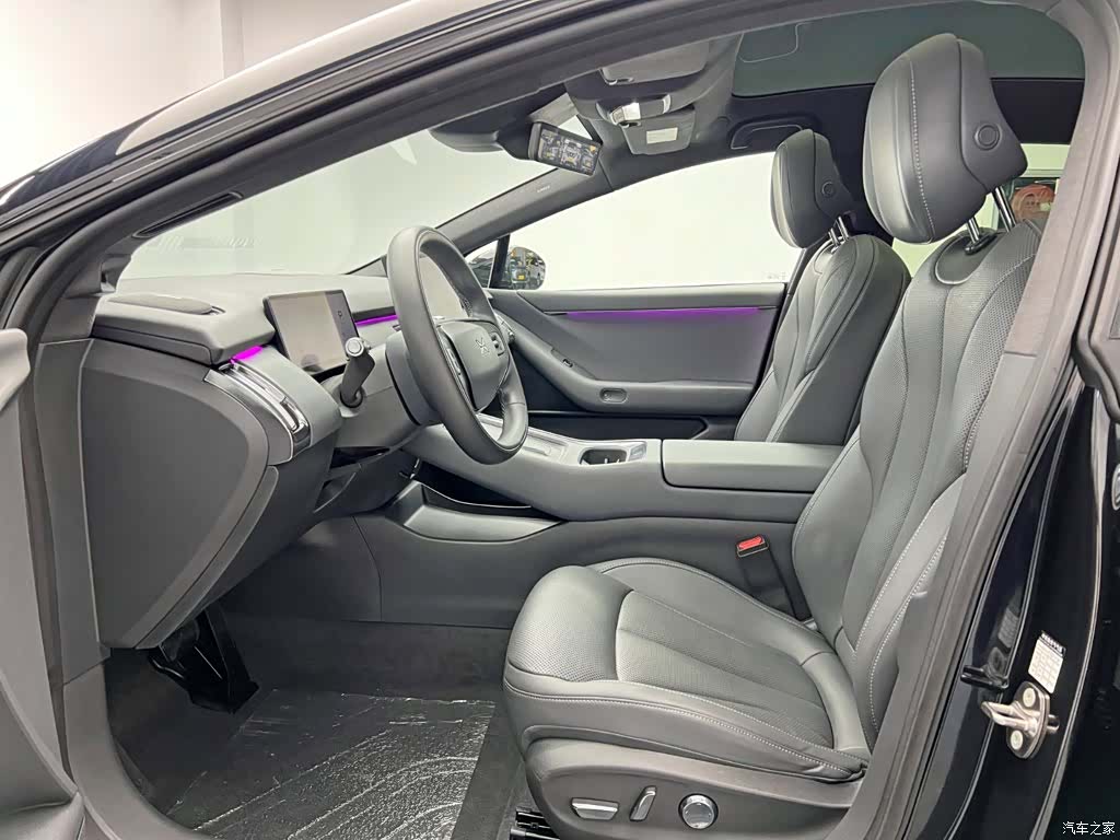 Xpeng P7, 2025 15