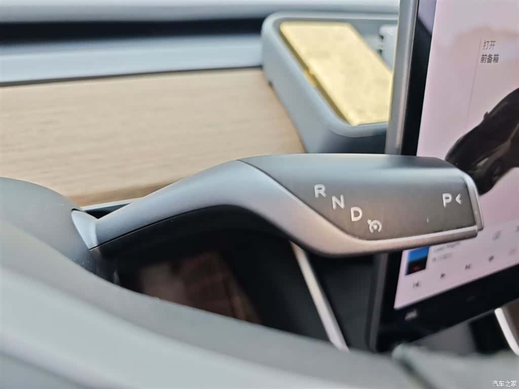 Tesla Model 3, 2020 14