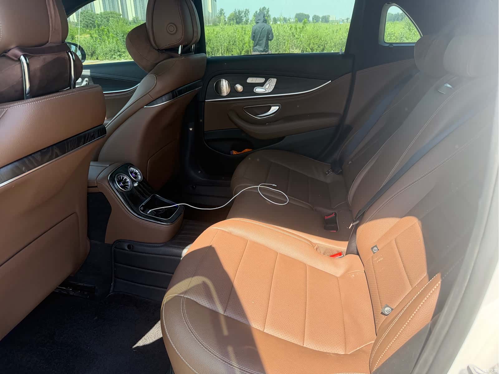 Mercedes-Benz E-Class, 2022 9