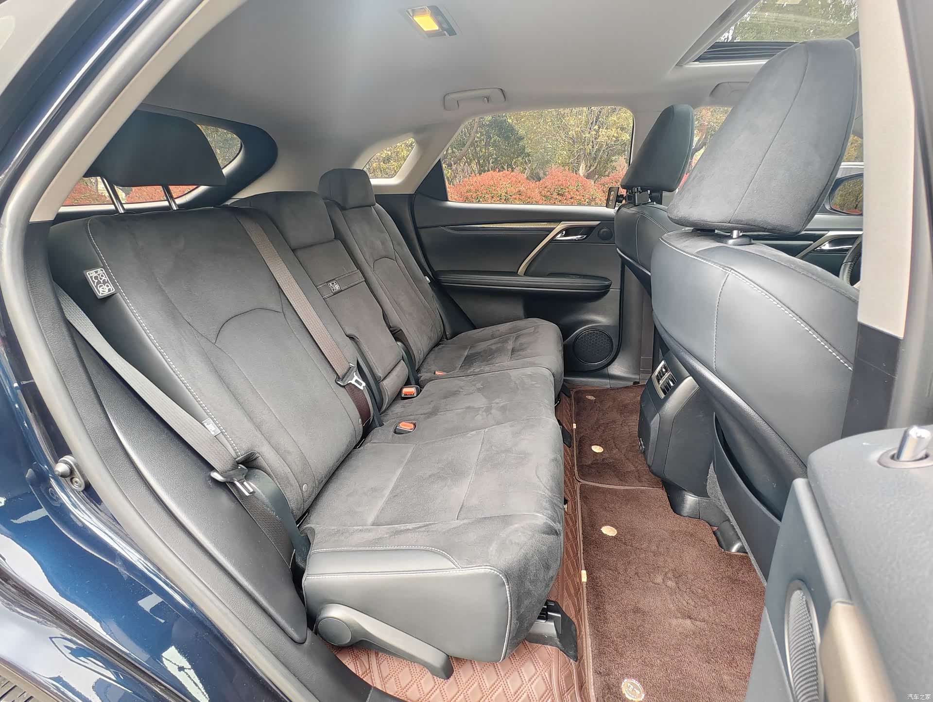 Lexus RX, 2022 14