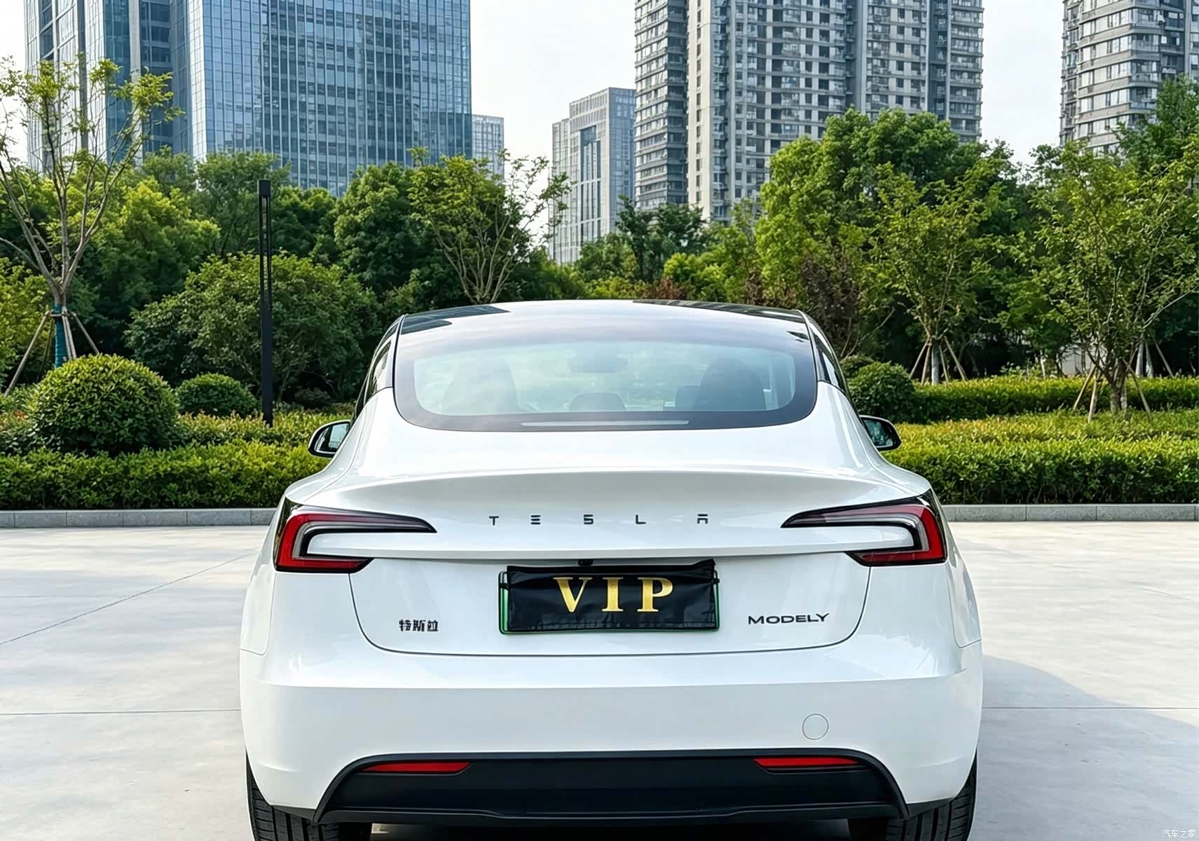 Tesla Model 3, 2024 7