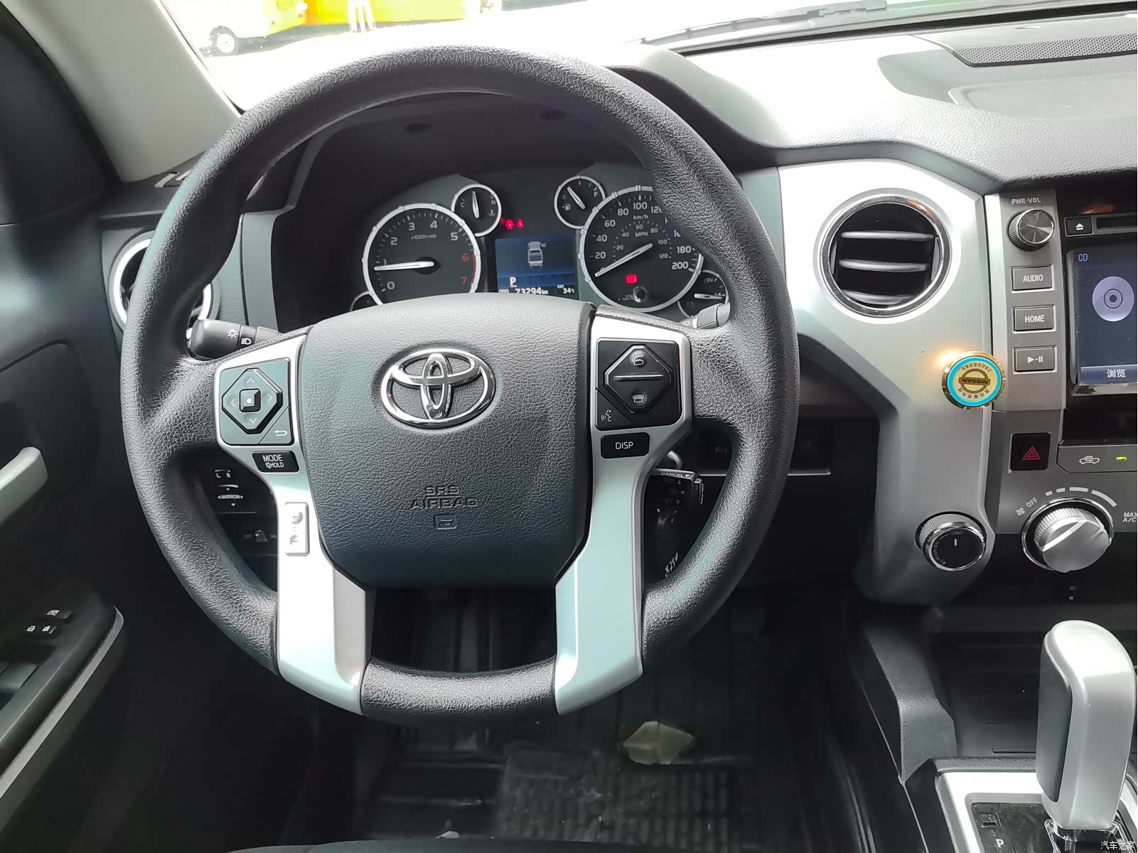 Toyota Tundra, 2015 11