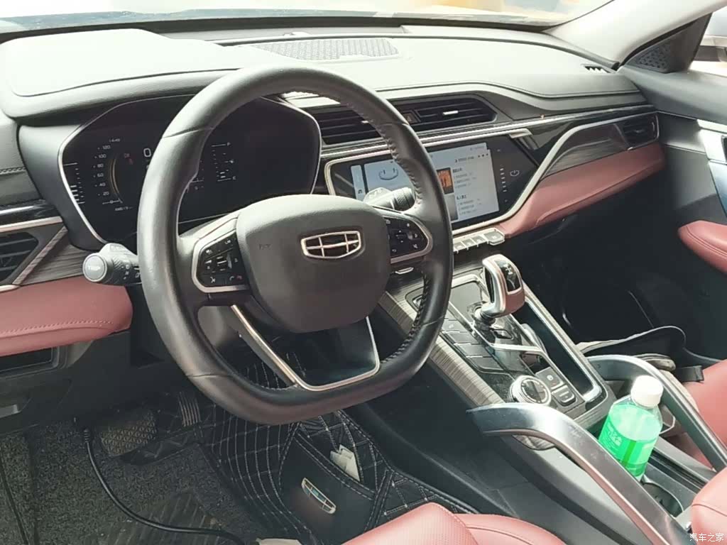 Geely Boyue, 2022 10