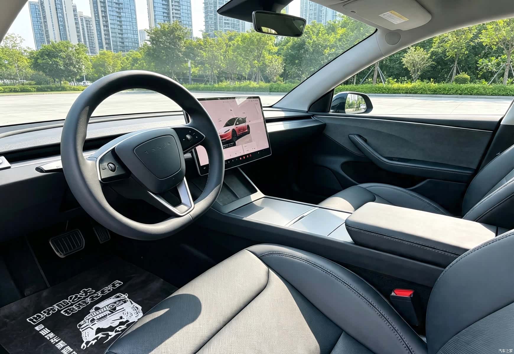 Tesla Model 3, 2024 все фото