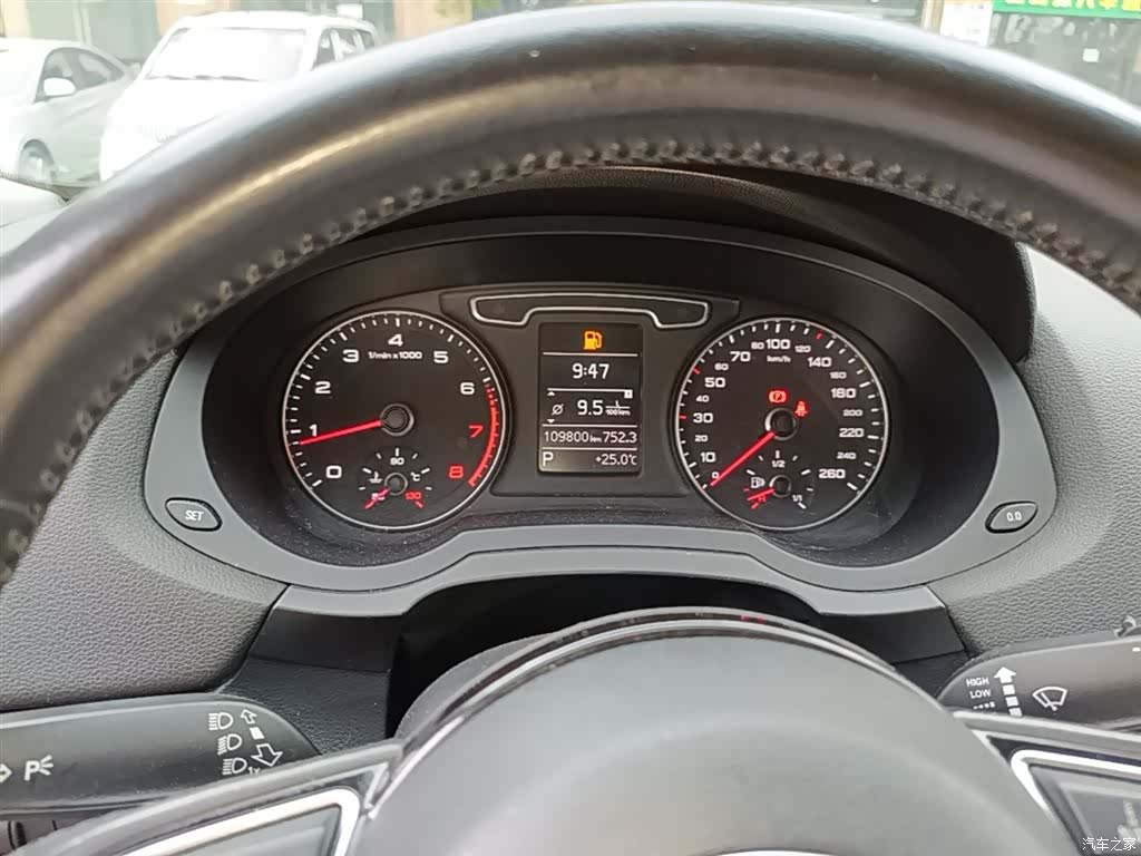 Audi Q3, 2015 12