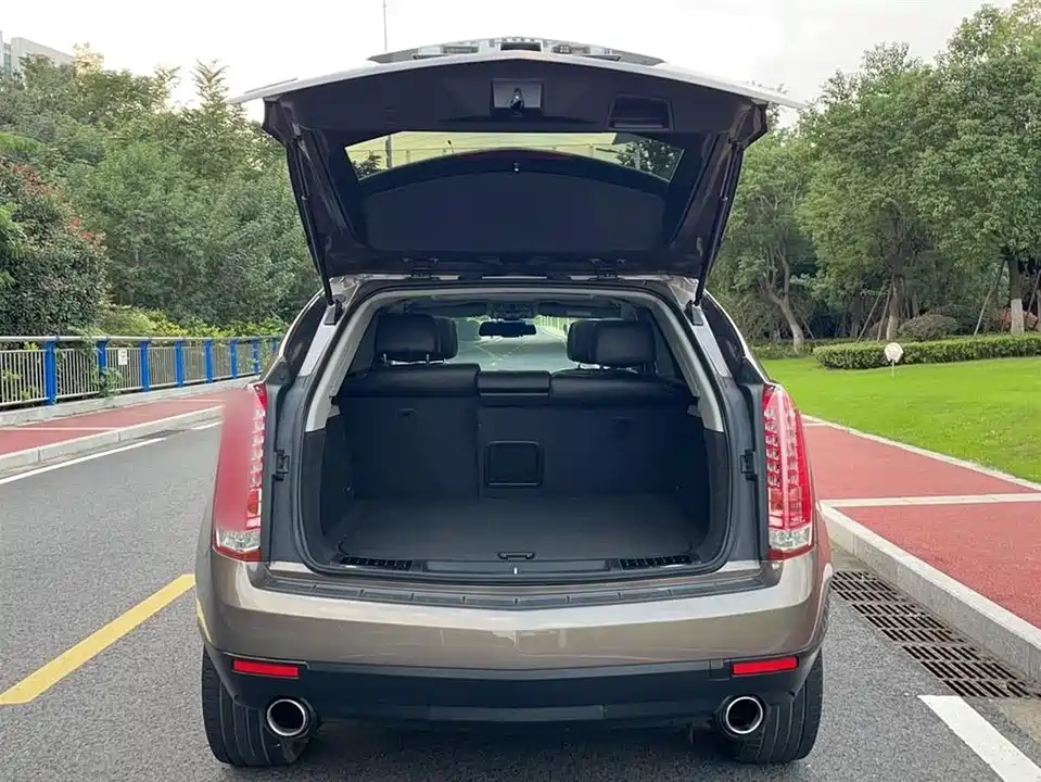 Cadillac SRX