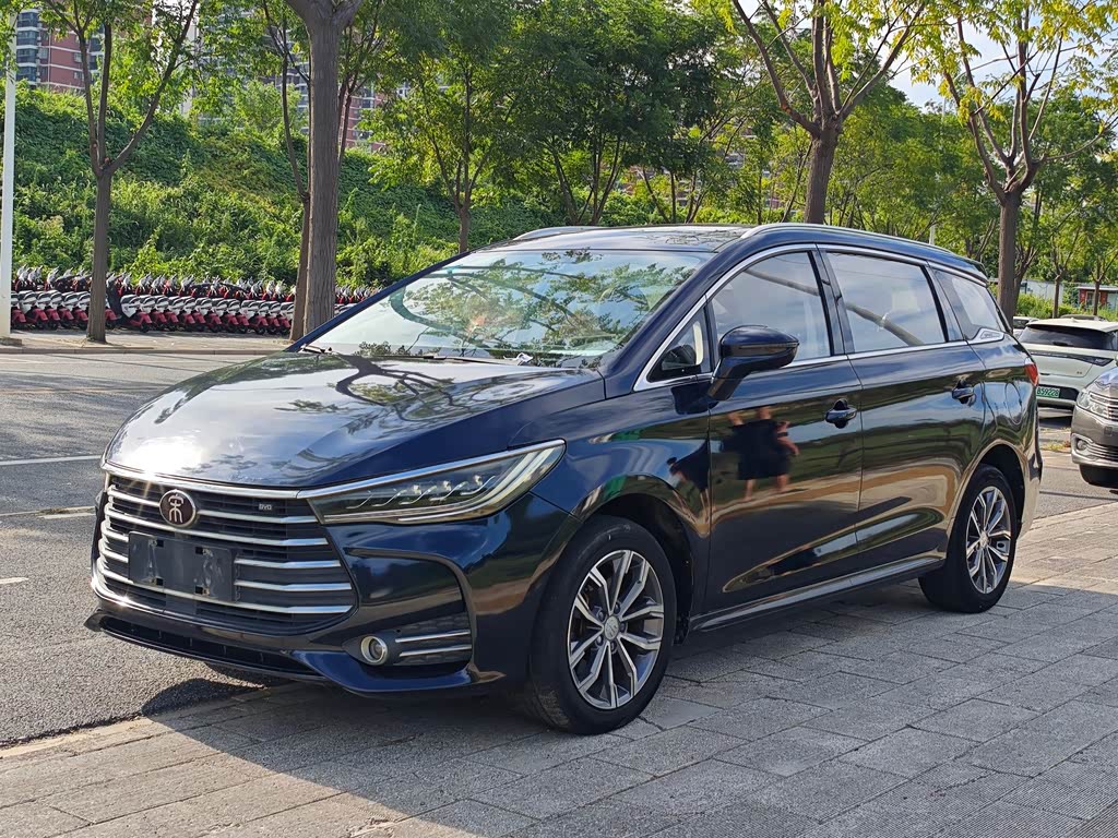 BYD Song Max