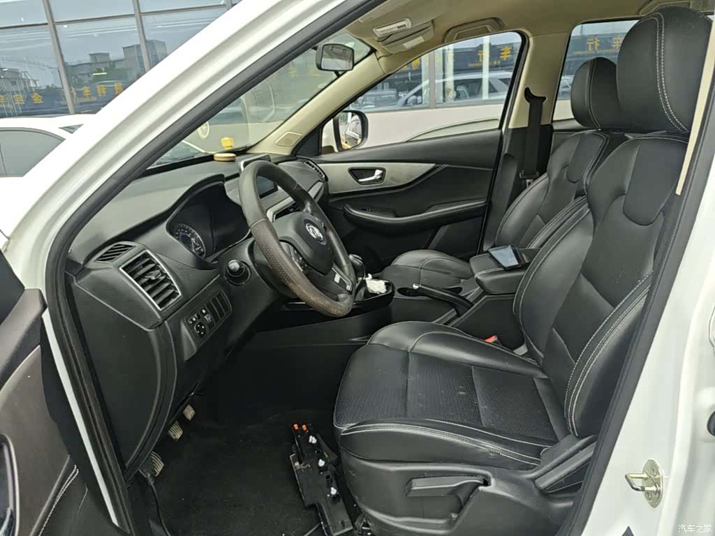 DongFeng S560, 2019 15