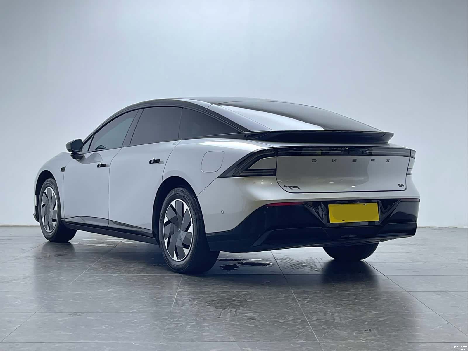 Xpeng P7, 2025 6