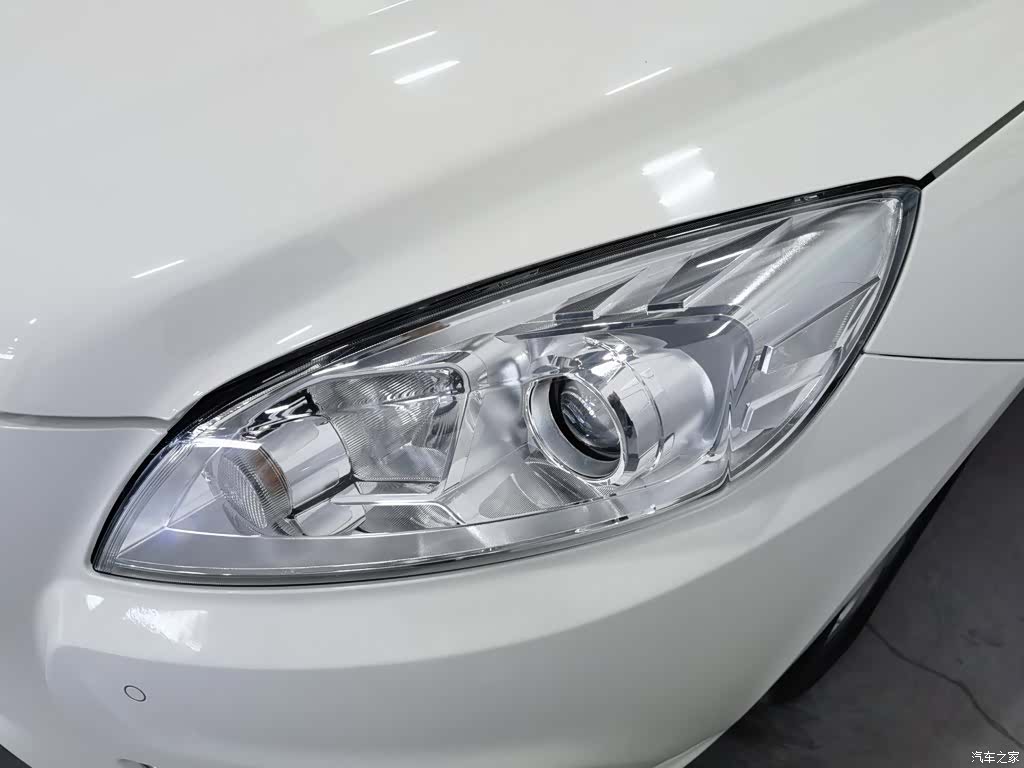 BAIC D50, 2016 7