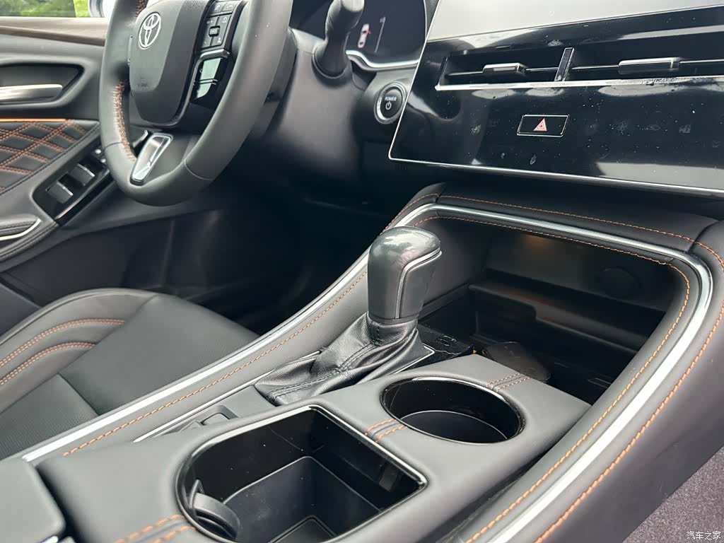Toyota Avalon, 2024 18