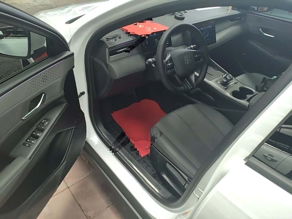 BYD Qin, 2025 16