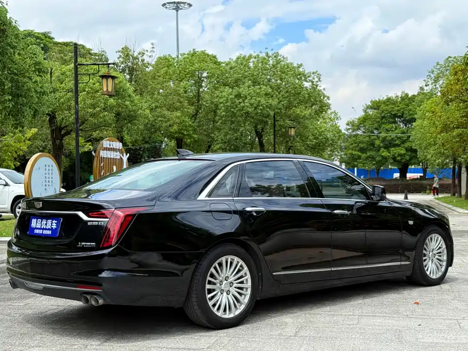 Cadillac CT6