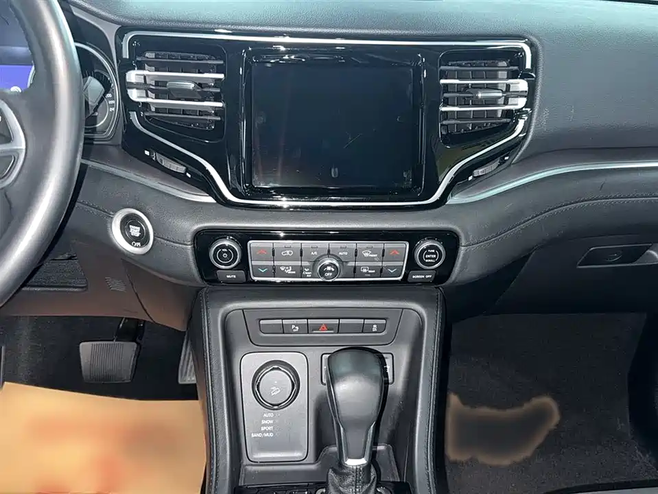 Jeep Grand Commander