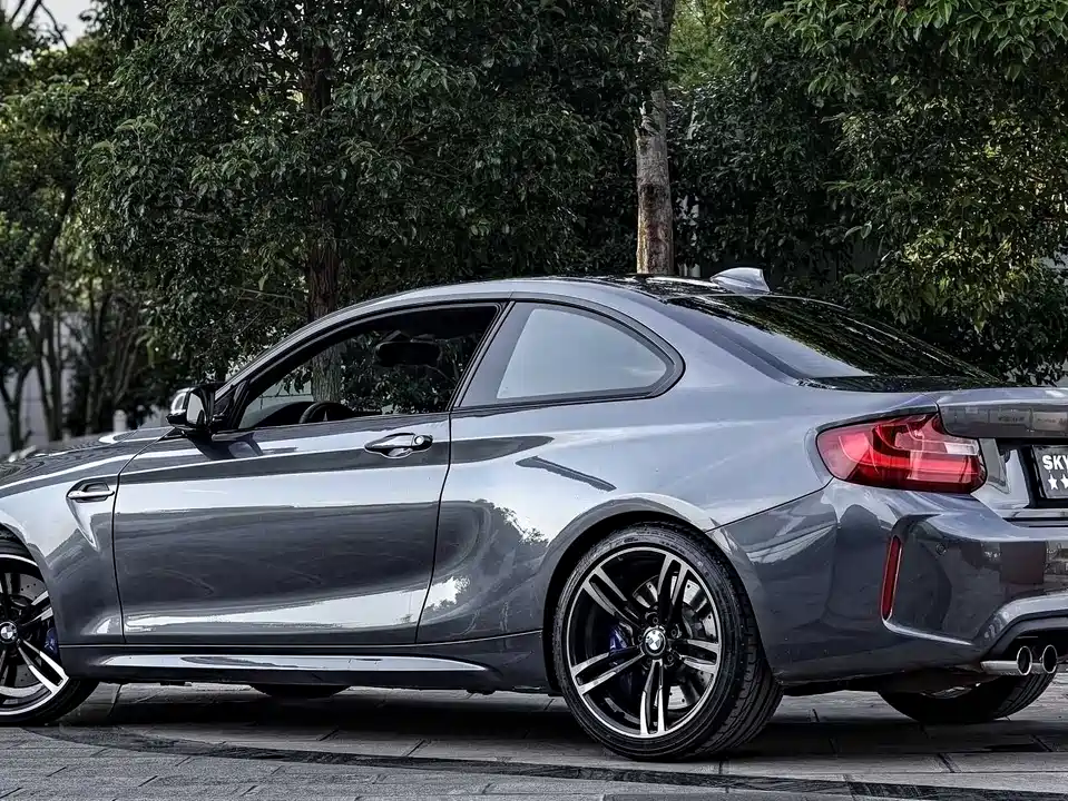 BMW M2