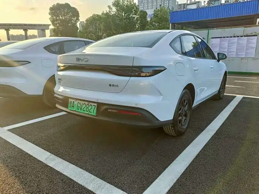 BYD Seal 05 DM-i